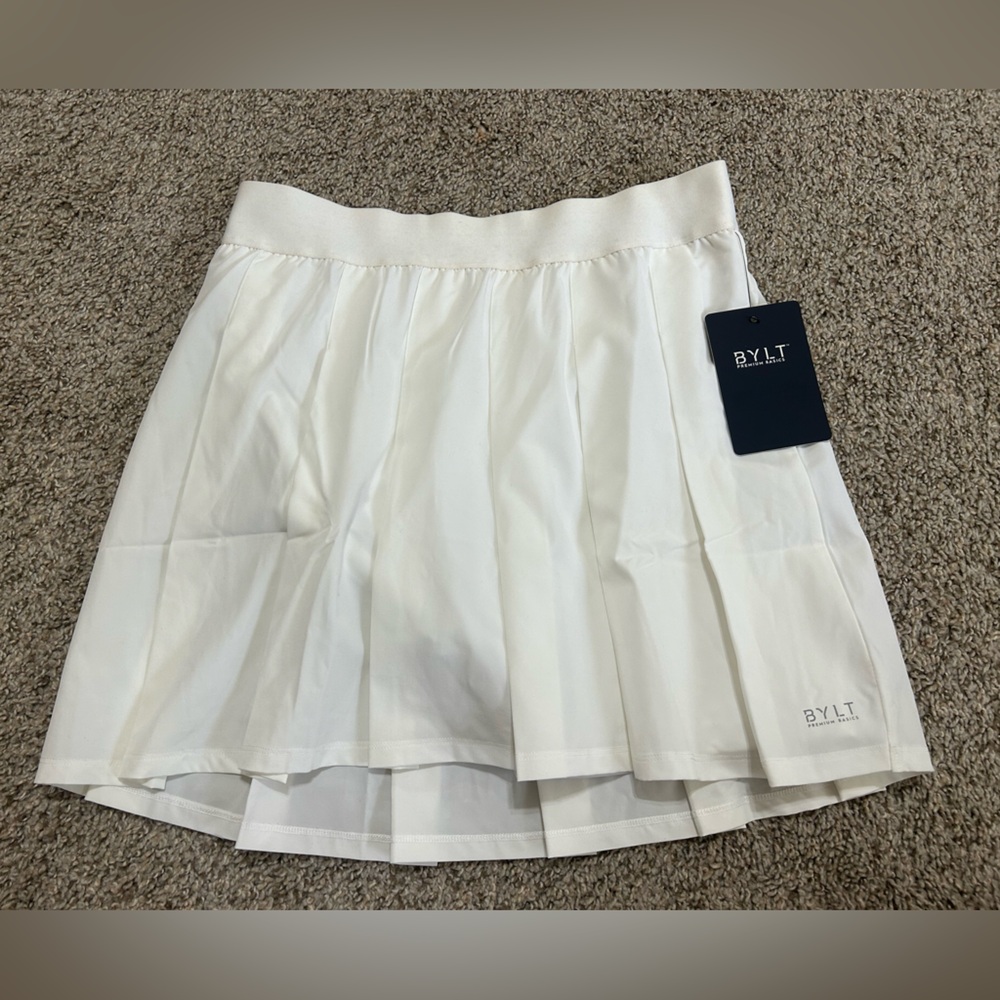 NWT BYLT Rally Skirt Built-In Liner White Athletic Tennis Size Large Spandex
